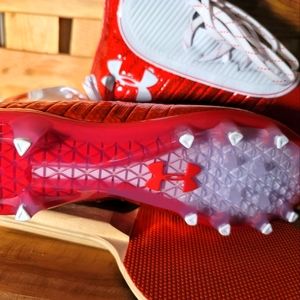 Men's UA Highlight MC Football Cleats